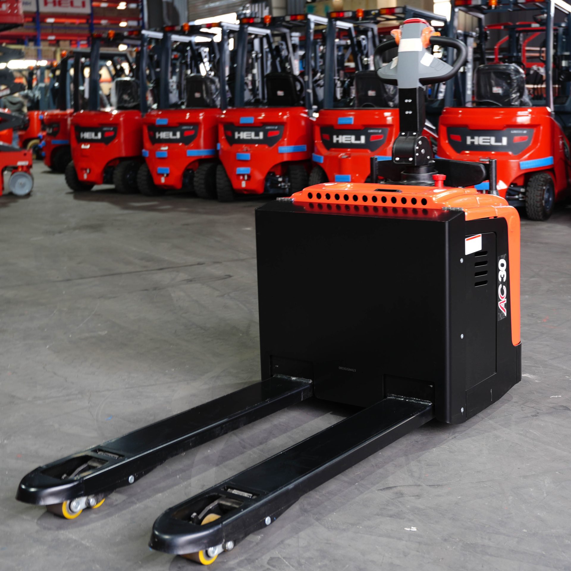 Xe nâng tay điện thấp HELI 3 tấn CBD30J-RLI - Ảnh 2
