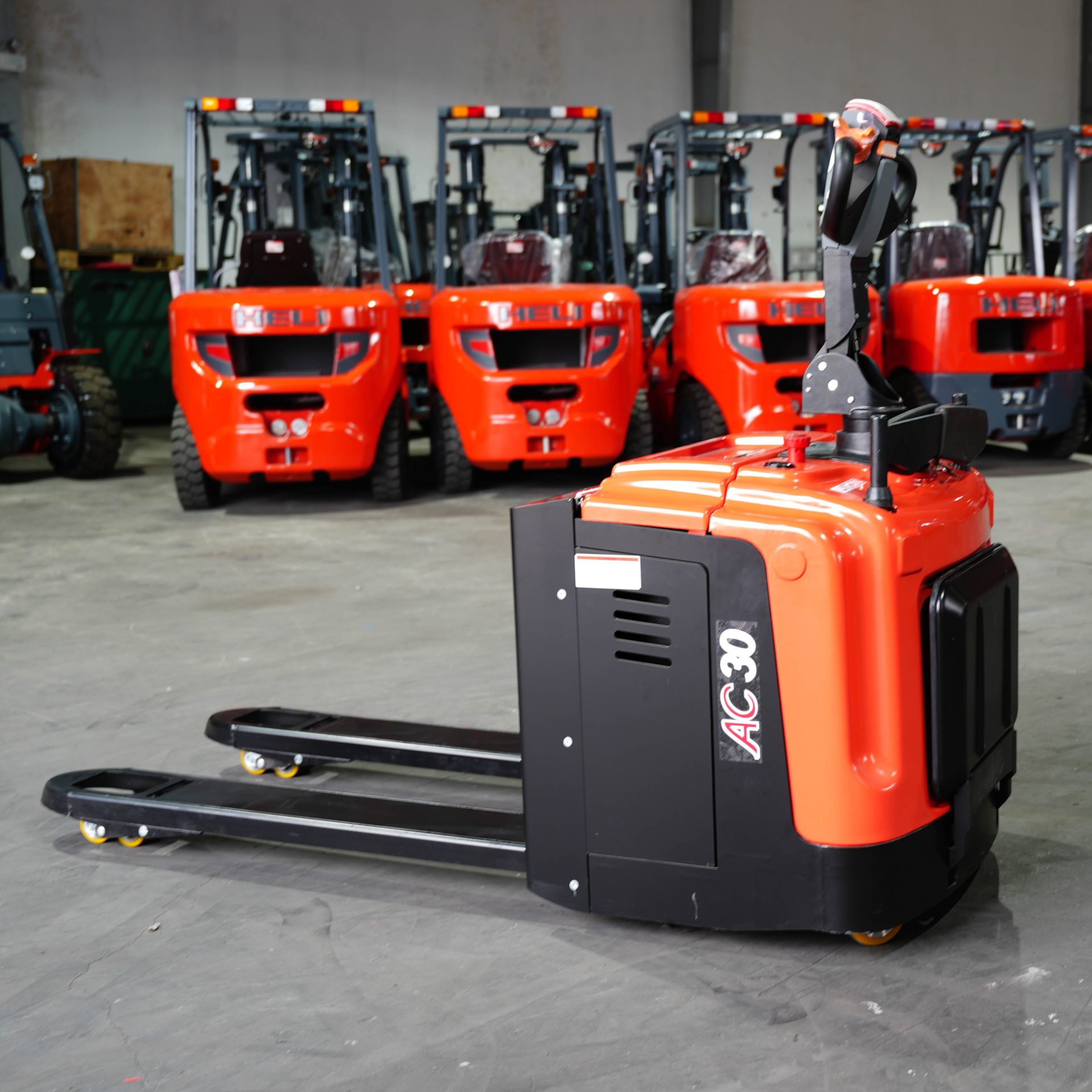 Xe nâng tay điện thấp HELI 3 tấn CBD30J-RLI - Ảnh 3