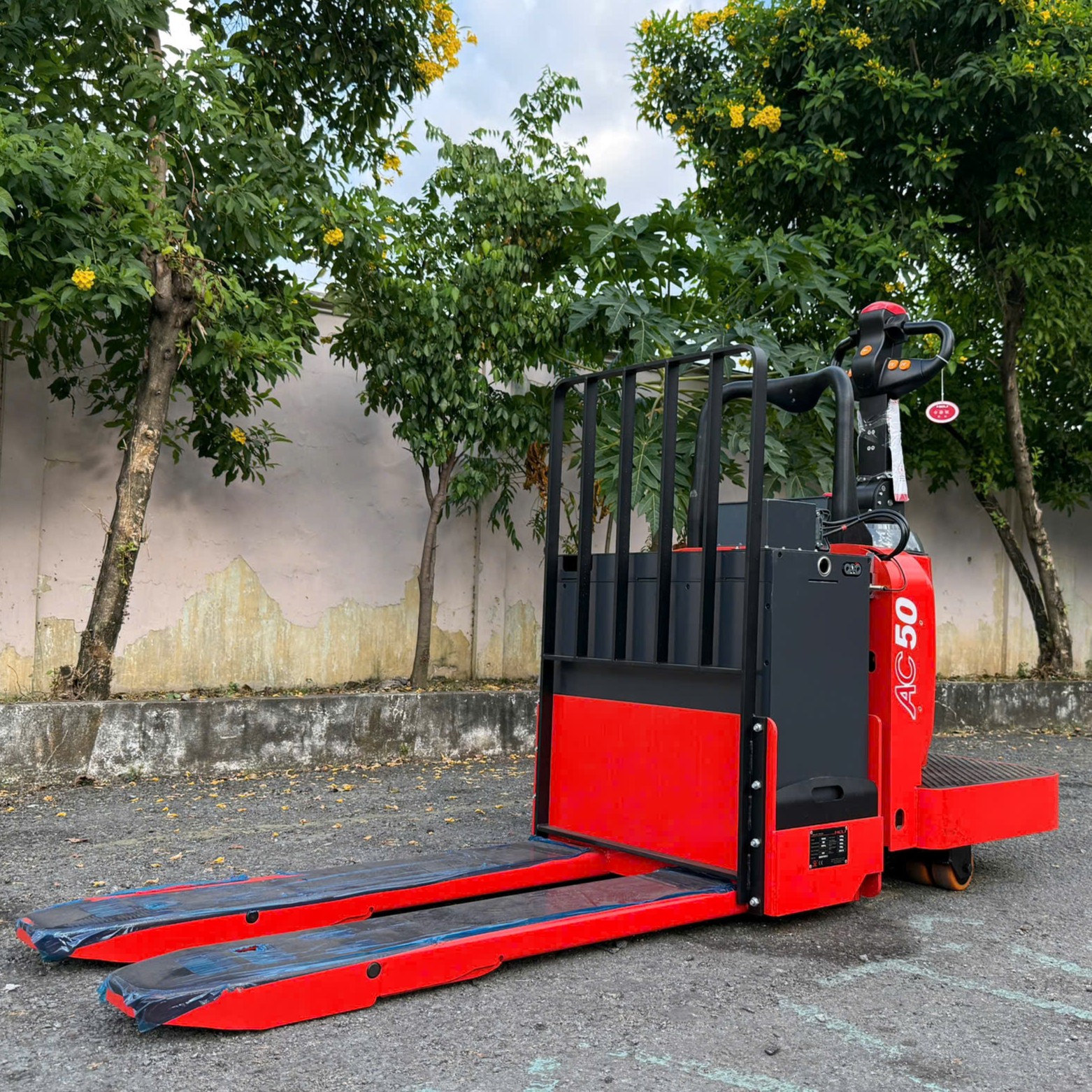 Xe nâng tay điện thấp HELI 5 tấn CBD50-520 - Ảnh 3